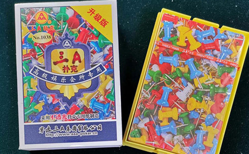 固原扑克批发采购指南与产品质量识别要点解析